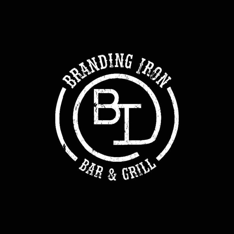 Branding Iron Bar & Grill Bandera